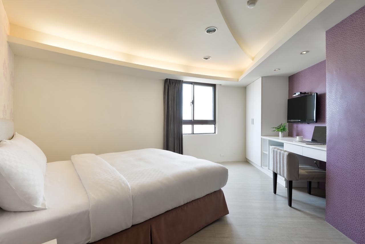 Bonjour Hotel Taichung Exteriör bild