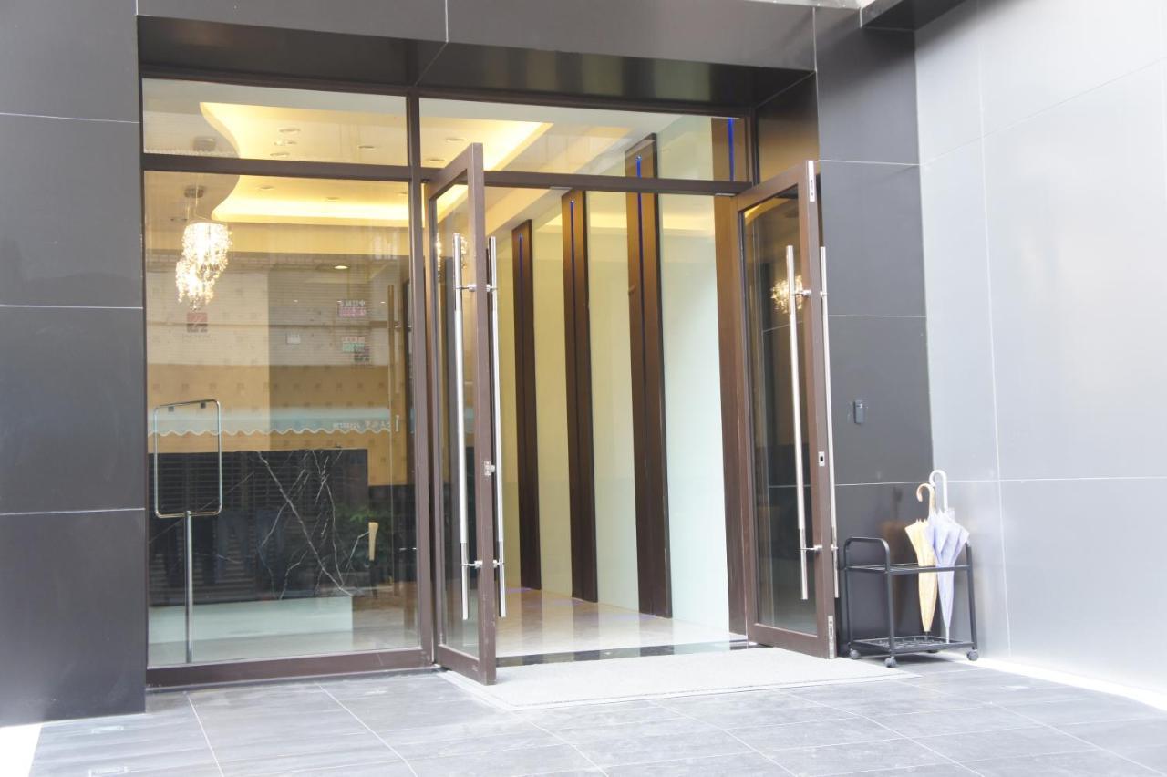 Bonjour Hotel Taichung Exteriör bild